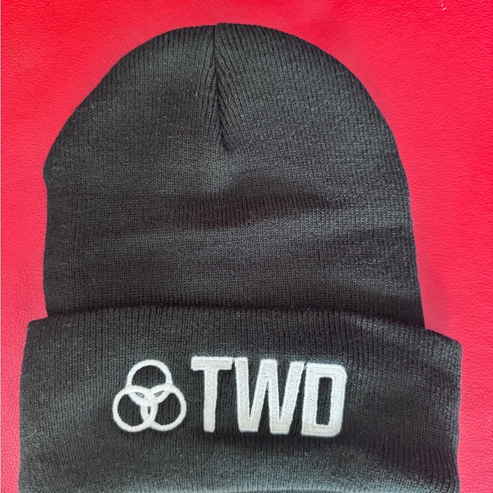 THE WALKING DEAD, THE ONES WHO LIVE FILMCREW BEANIE: NEW & NEVER WORN